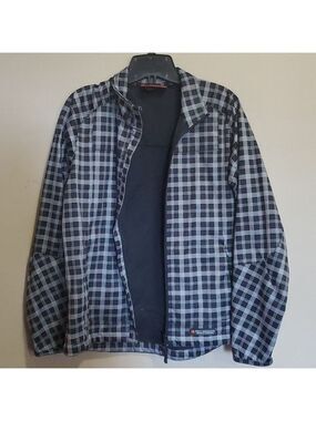 Misty mountain outerwear size medium